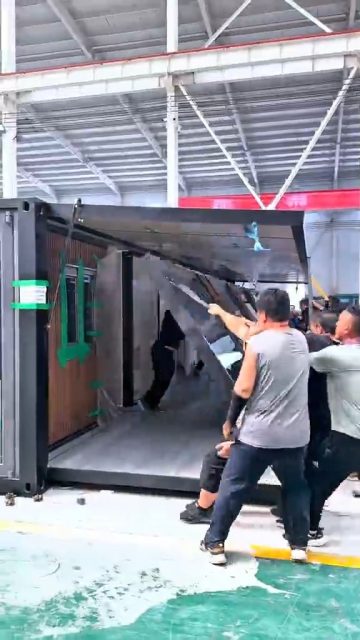 Low‑Cost Expandable Wing Container House|Open To Use Directly, Easy Transportation
#wingexpandablehouse #portableprefabhouse #modularhome #noconstructionneeded #foldablecontainerhouse #affordablehousing #quickbuildhouse #shippingcontainerhome #mobilebuilding #prefabricatedhouse