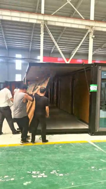 Wing Expandable Container House | Low‑Cost Prefab Building, No Installation, Easy Shipment & Freight Saving For Project Use
#projectcontainerhouse #bulkprefabhouse #expandablewingcontainer #constructioncampaccommodation #modularsitebuilding #saveshippingcost #noconstructionprefab #portableworkcabin #prefabdealer #modularhousing